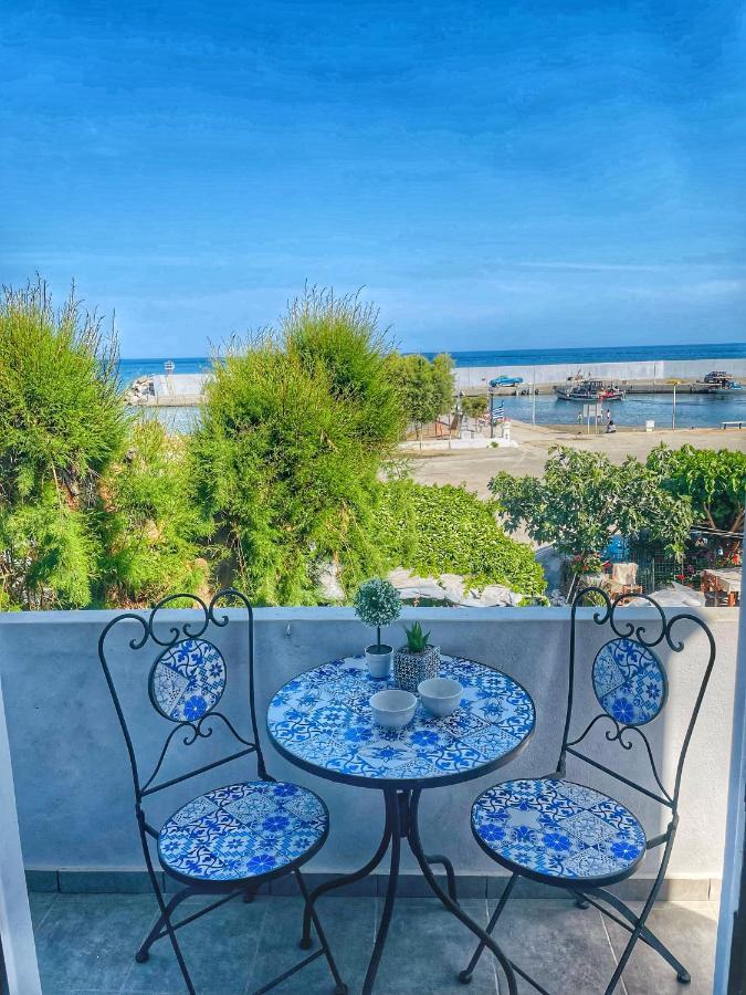 Seaview Apartment Цуцурос Экстерьер фото