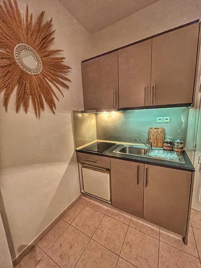 Seaview Apartment Цуцурос Экстерьер фото